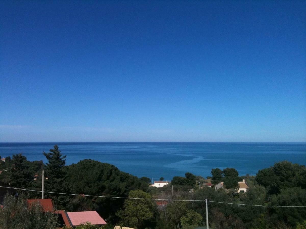 Stanza In Villa Con Giardino Vista Mare Cefalu Exterior photo